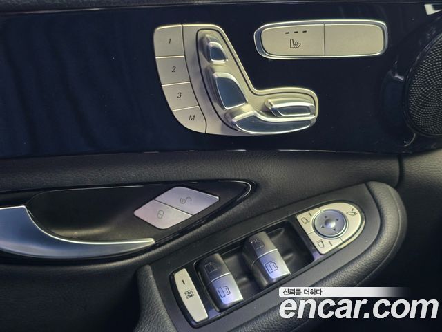 Mercedes-Benz C-Class C200