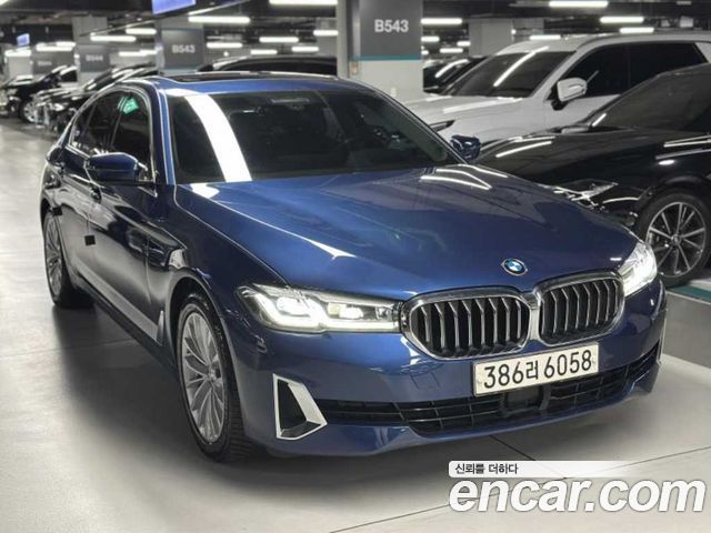 BMW 5-Series 530e Luxury
