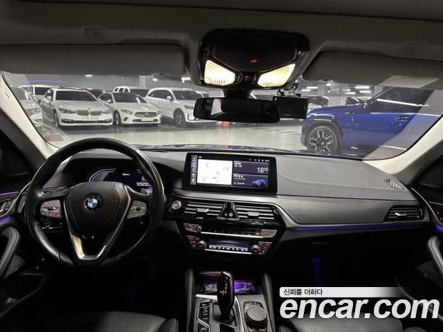 BMW 5-Series 530e Luxury