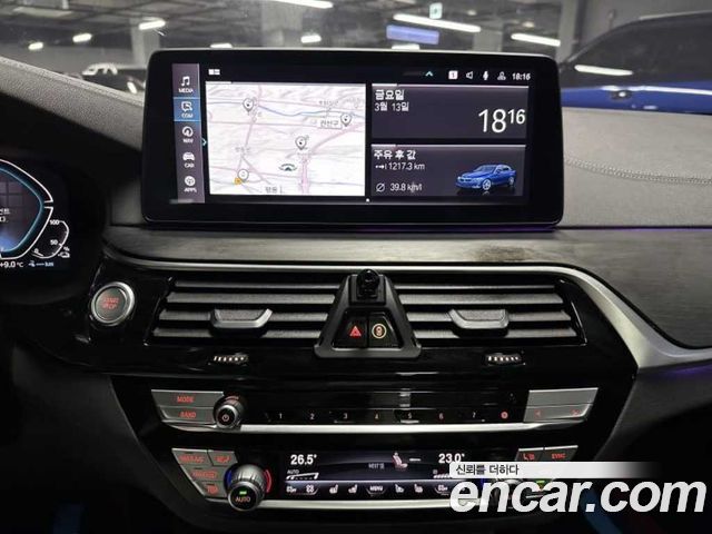 BMW 5-Series 530e Luxury