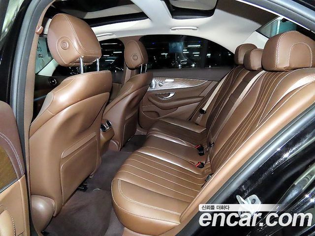 Mercedes-Benz E-Class E300e Exclusive
