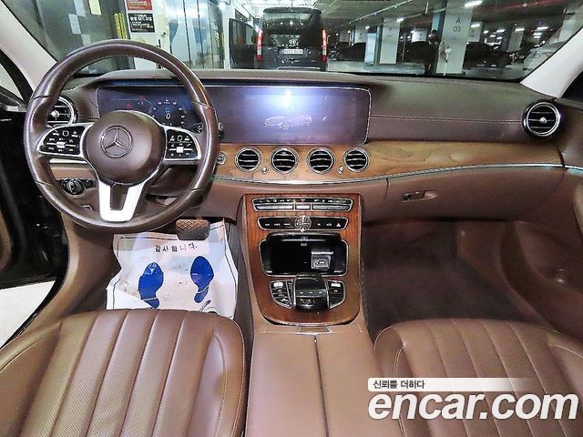 Mercedes-Benz E-Class E300e Exclusive