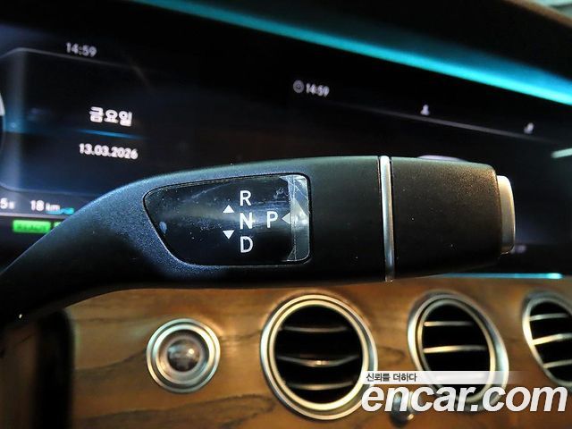 Mercedes-Benz E-Class E300e Exclusive