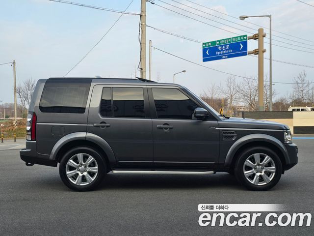 Land Rover Discovery 3.0 SDV6 SE