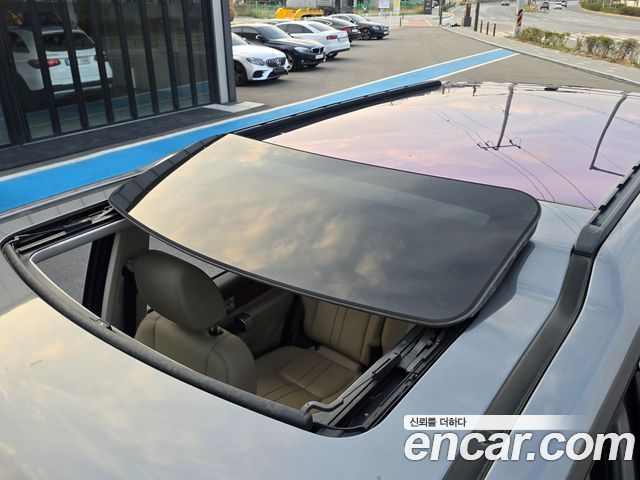 Land Rover Discovery 3.0 SDV6 SE