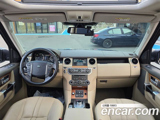 Land Rover Discovery 3.0 SDV6 SE