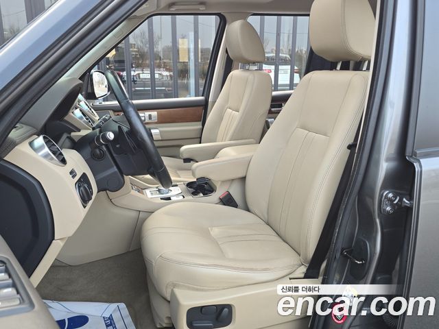 Land Rover Discovery 3.0 SDV6 SE