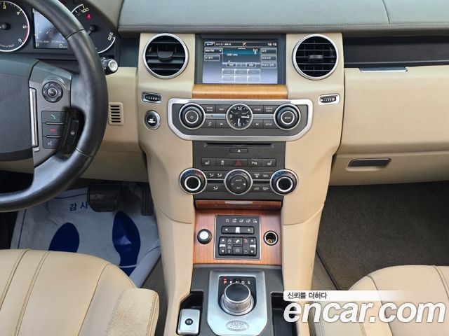 Land Rover Discovery 3.0 SDV6 SE