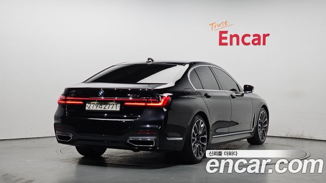 BMW 7-Series 730d xDrive M Sport