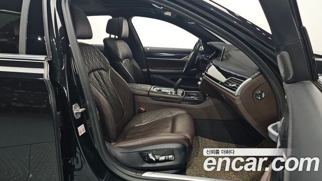 BMW 7-Series 730d xDrive M Sport