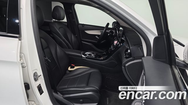 Mercedes-Benz GLC-Class GLC350e 4MATIC Premium