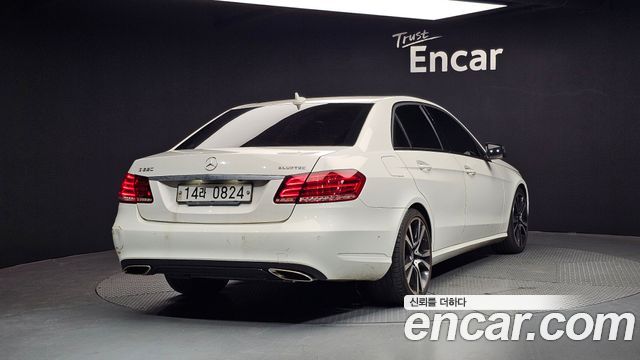 Mercedes-Benz E-Class E220 Bluetec Avantgarde Sport