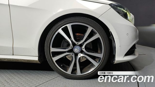 Mercedes-Benz E-Class E220 Bluetec Avantgarde Sport