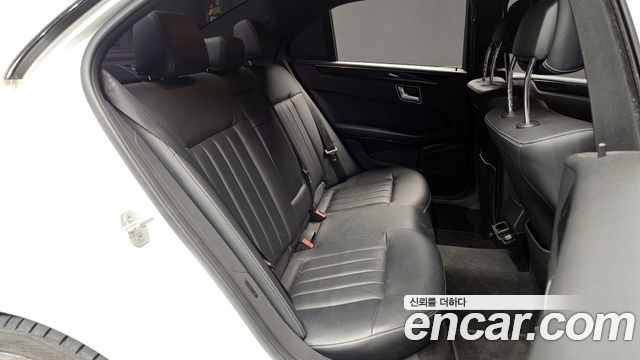 Mercedes-Benz E-Class E220 Bluetec Avantgarde Sport