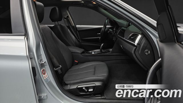 BMW 3-Series 320d