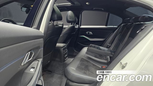 BMW 3-Series 320i M Sport
