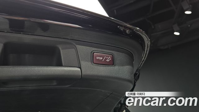 Mercedes-Benz GLA-Class GLA220