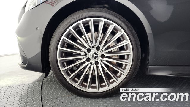 Mercedes-Benz C-Class C300 AMG Line