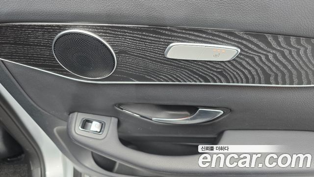 Mercedes-Benz GLC-Class GLC300 4MATIC