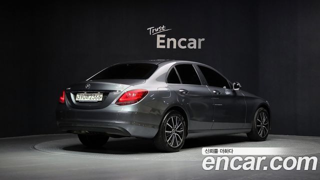 Mercedes-Benz C-Class C200