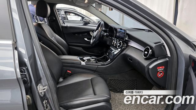 Mercedes-Benz C-Class C200
