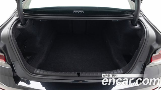 BMW 5-Series 520i Luxury