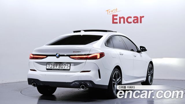 BMW 2-Series 220i M Sports