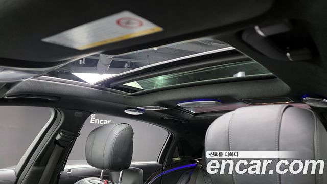 Mercedes-Benz S-Class Maybach S560 4MATIC