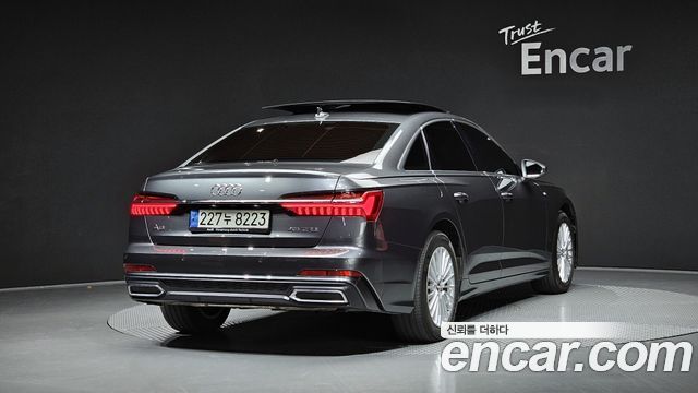 Audi A6 45 TFSI Premium