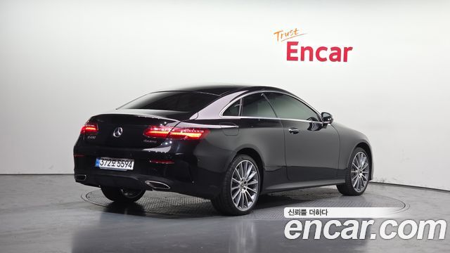 Mercedes-Benz E-Class E450 4MATIC Coupe