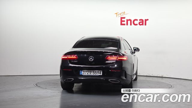 Mercedes-Benz E-Class E450 4MATIC Coupe