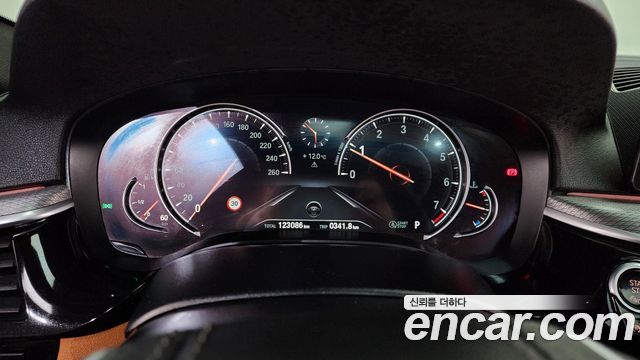 BMW 5-Series 530i M Sport Package