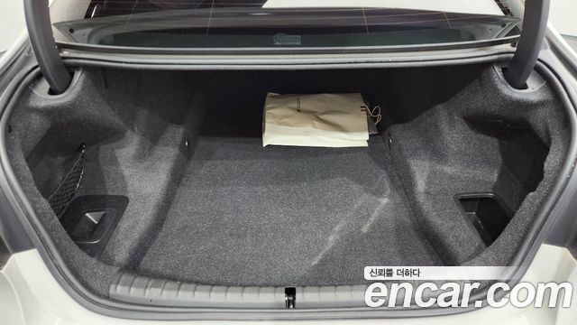 BMW 5-Series 530i M Sport Package