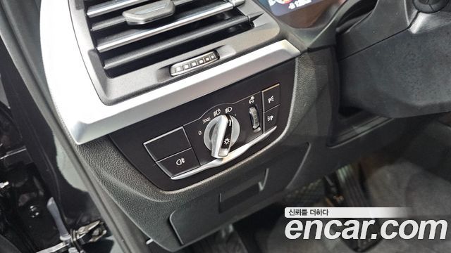 BMW X4 xDrive20i xLine
