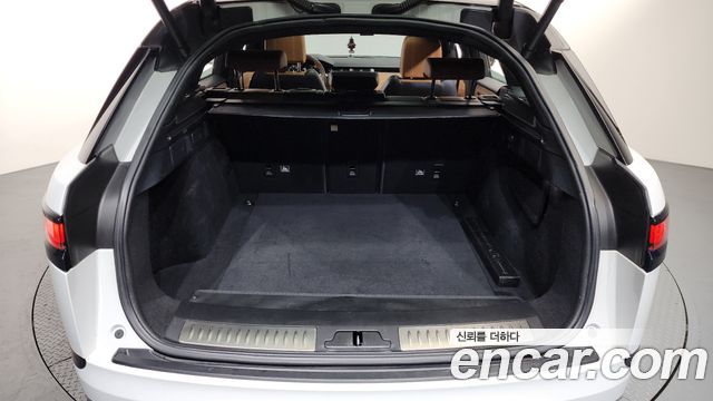 Land Rover Range Rover Velar 3.0 D300 R-Dynamic HSE