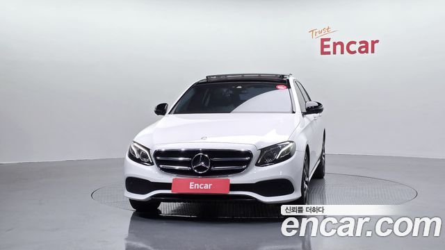Mercedes-Benz E-Class E300 Avantgarde