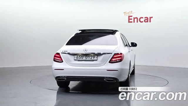 Mercedes-Benz E-Class E300 Avantgarde