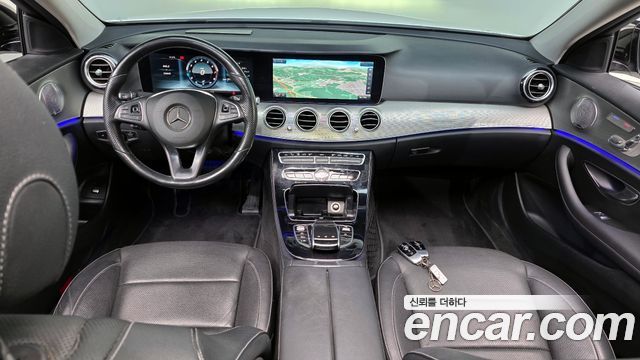Mercedes-Benz E-Class E300 Avantgarde