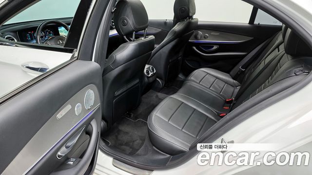 Mercedes-Benz E-Class E300 Avantgarde
