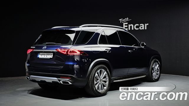 Mercedes-Benz GLE-Class GLE300d 4MATIC