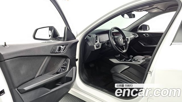 BMW 1-Series 118d Joy First Edition