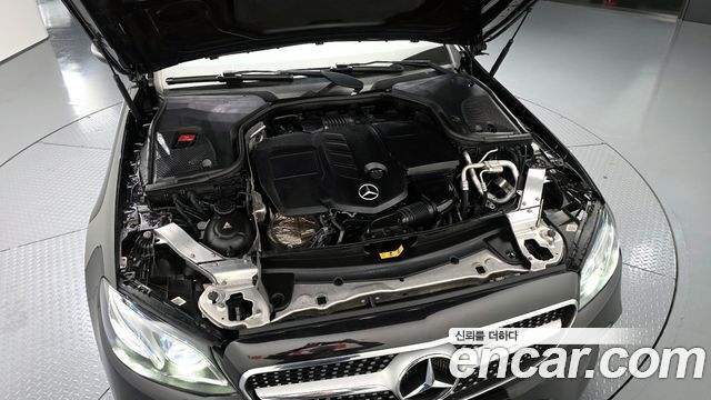 Mercedes-Benz E-Class E220d Coupe