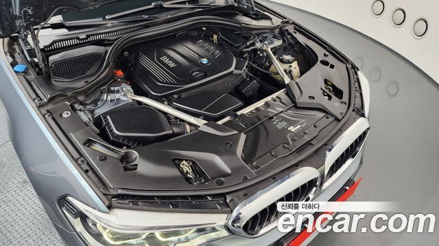 BMW 5-Series 520d M Sport package