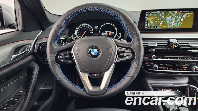 BMW 5-Series 520d M Sport package