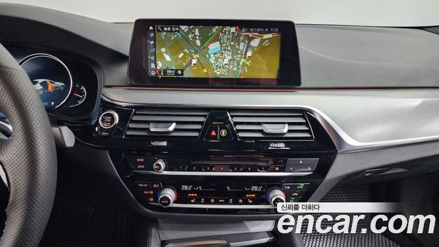 BMW 5-Series 520d M Sport package