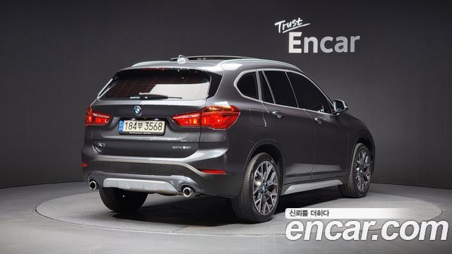 BMW X1 xDrive 20i xLine