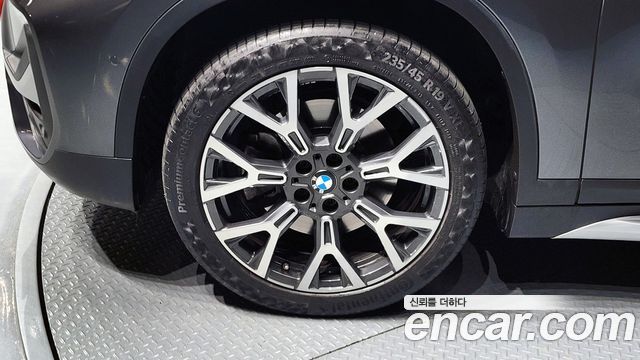 BMW X1 xDrive 20i xLine