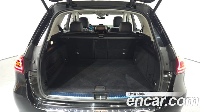 Mercedes-Benz GLE-Class GLE300d 4MATIC