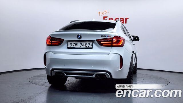BMW X6M 4.4