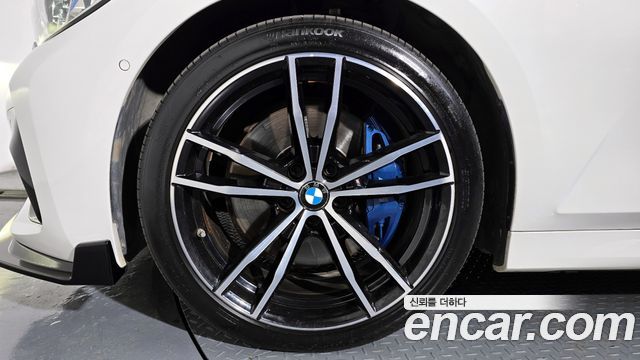 BMW 3-Series 330i M Sport